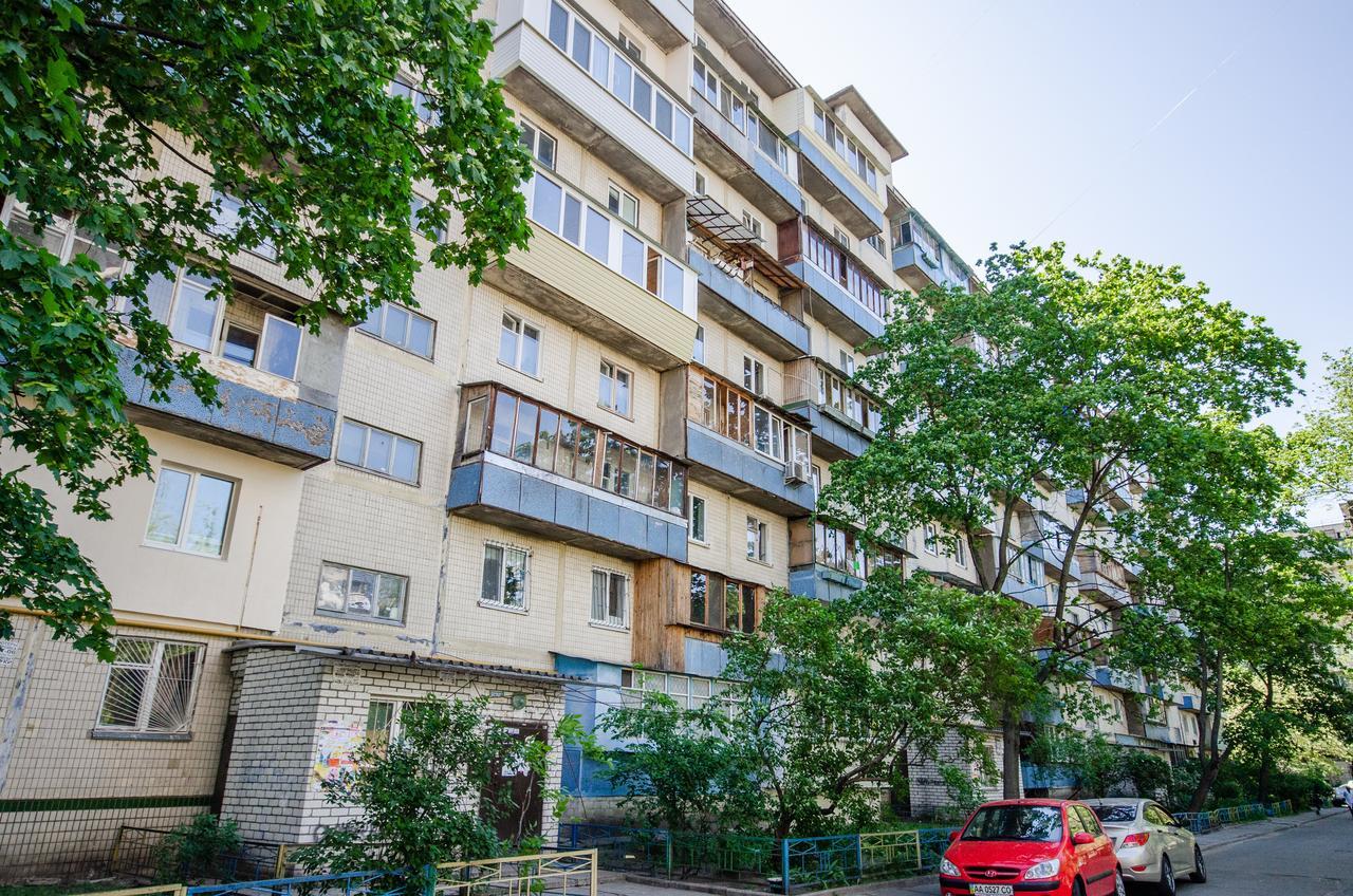 Artal Apartment On Obolonskyi Avenue 16A Kiev Exteriör bild